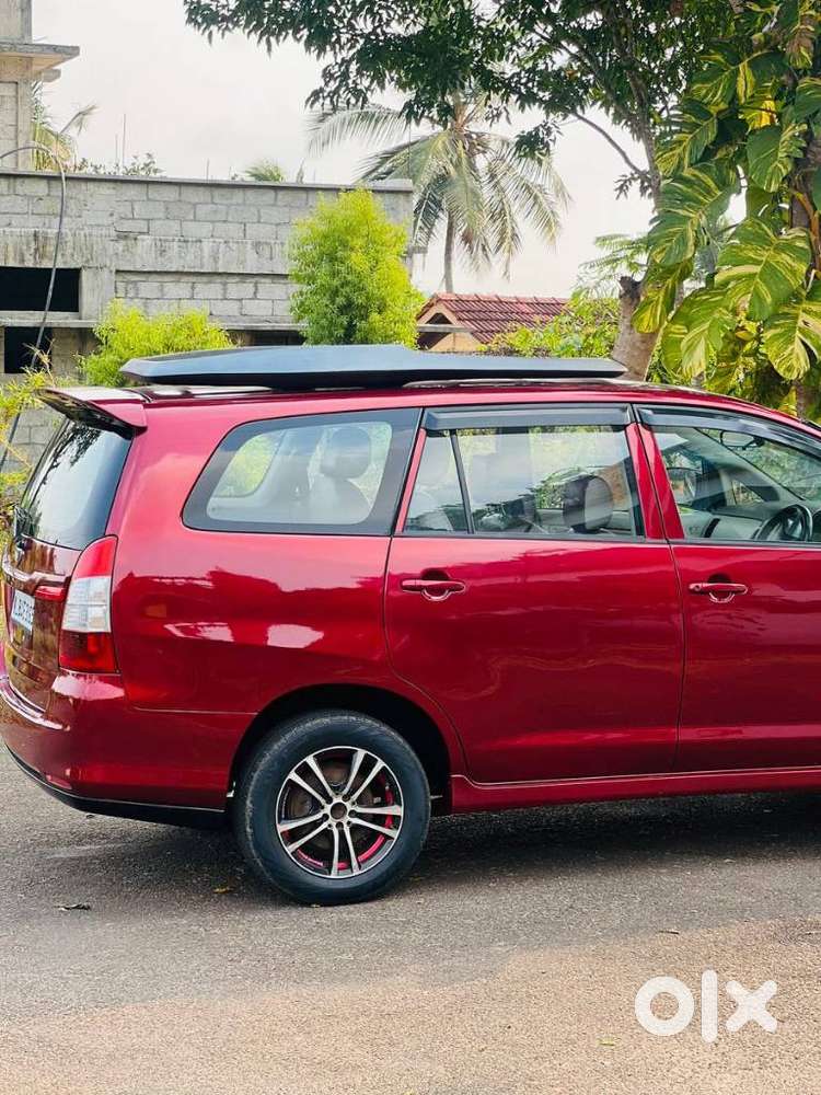 Toyota Innova 2012-2013 2.5 E Diesel Ms 7-seater, 2013, Diesel