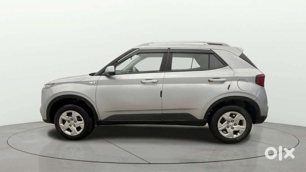 Hyundai Venue S 1.2 Petrol, 2020, Petrol