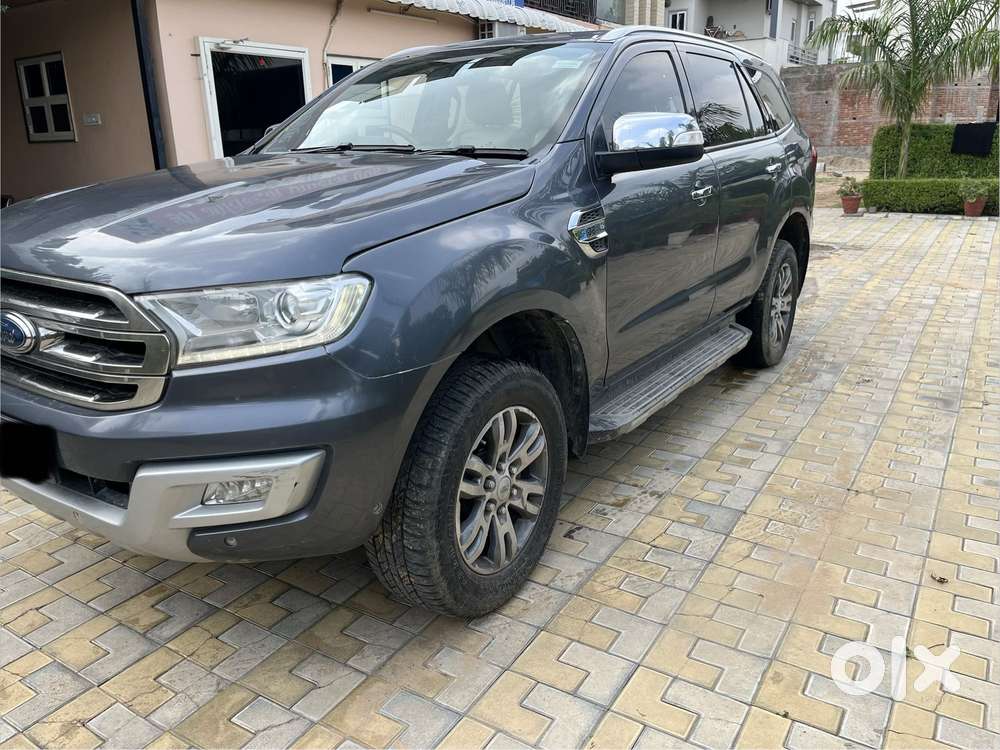Ford Endeavour 3.2 Titanium At 4x4, 2017, Diesel