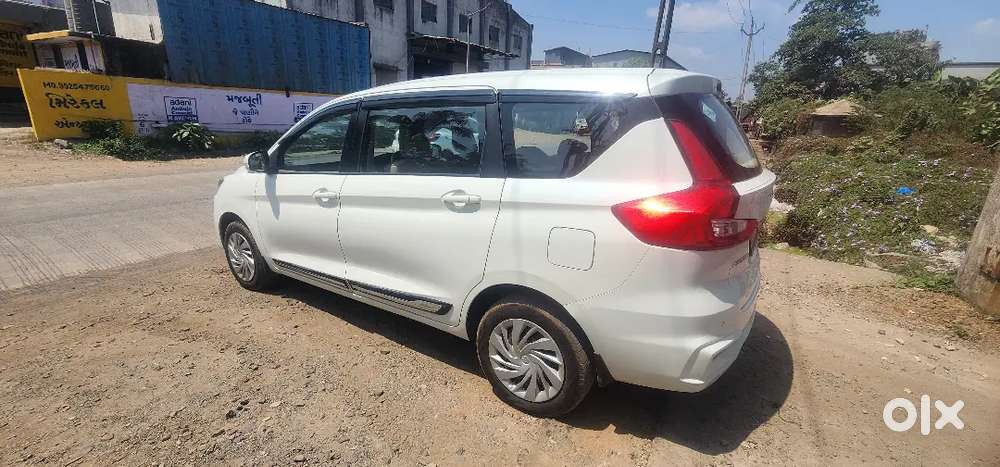 Maruti Suzuki Ertiga 2024 Cng & Hybrids 55234 Km Family Use Car
