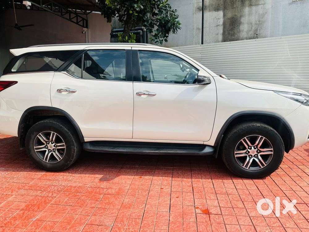 Toyota Fortuner 4x2 At 2.8 Diesel, 2018, Diesel