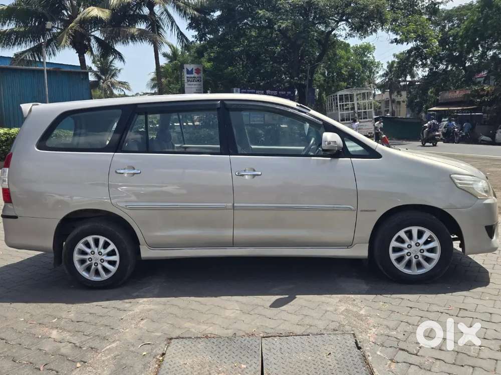Toyota Innova 2013 Diesel Well Maintained