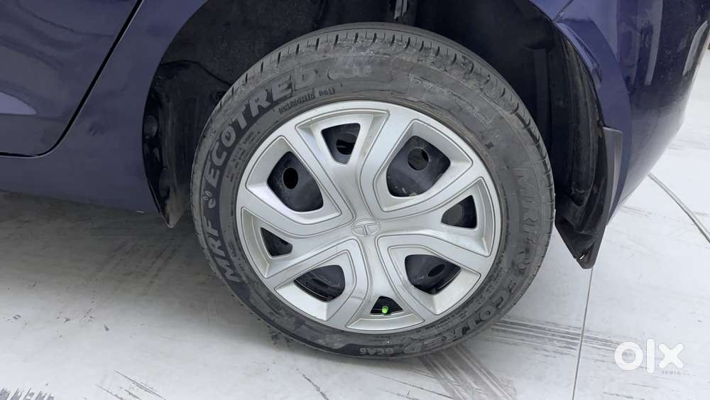 Tata Altroz 1.2 Xt, 2023, Petrol