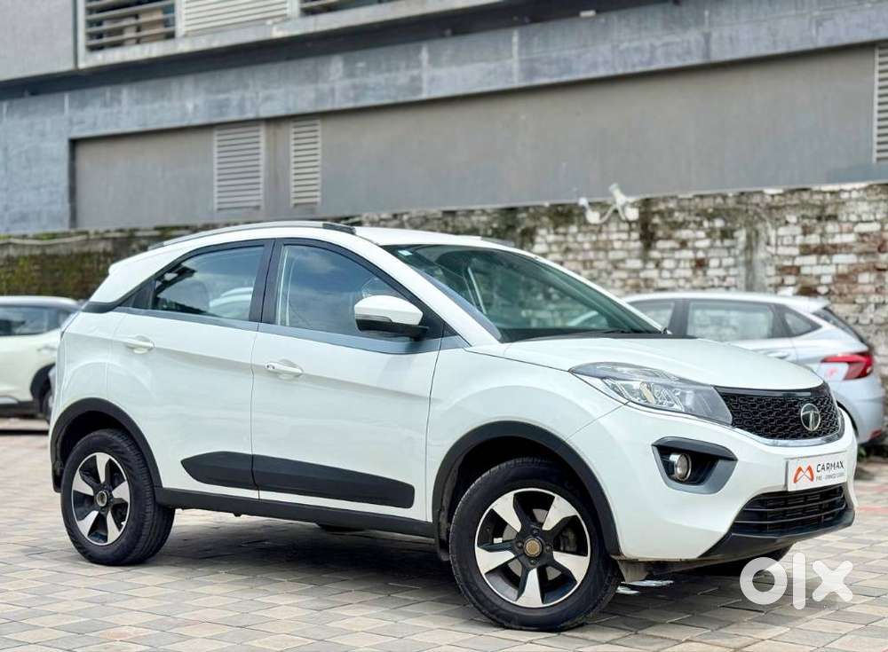Tata Nexon 1.2 Revotron Xza Plus (o) Amt, 2018, Petrol