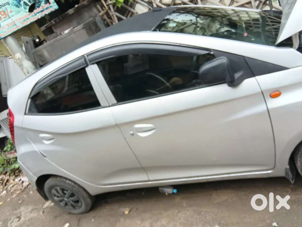 Hyundai Eon Magna Petrol 2013