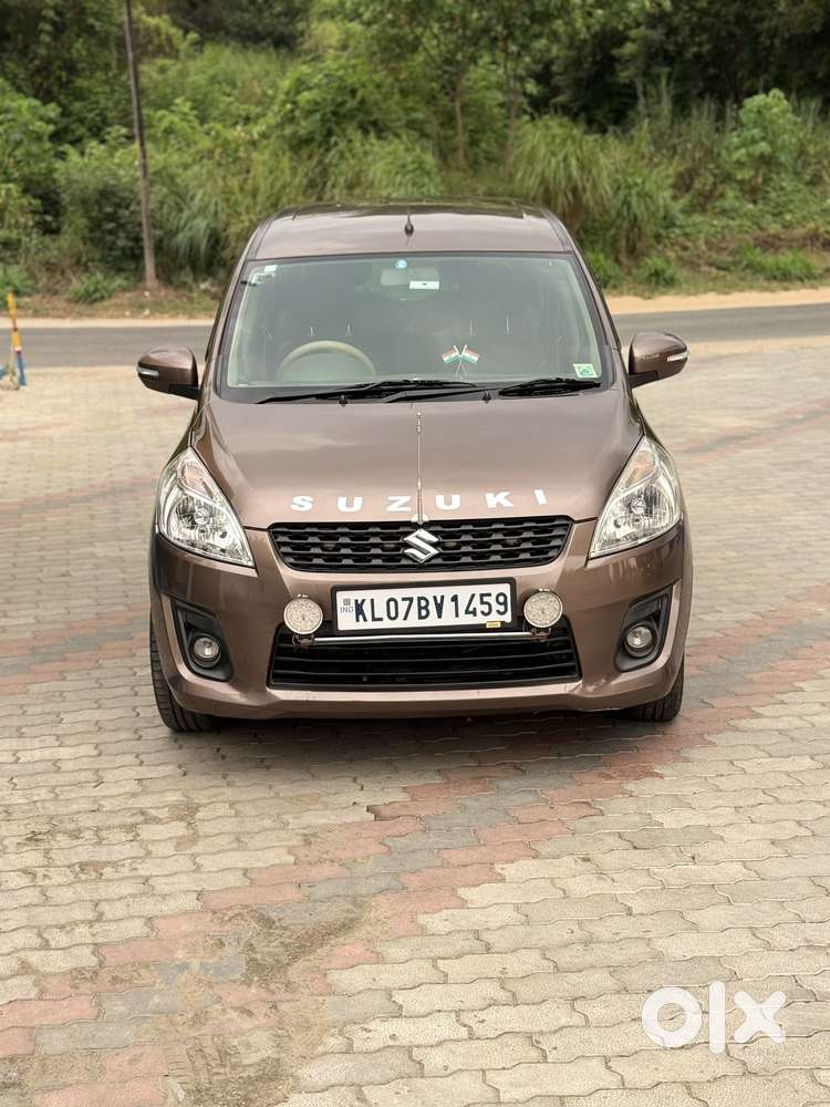 Maruti Suzuki Ertiga Vxi Abs Bs Iv, 2012, Petrol