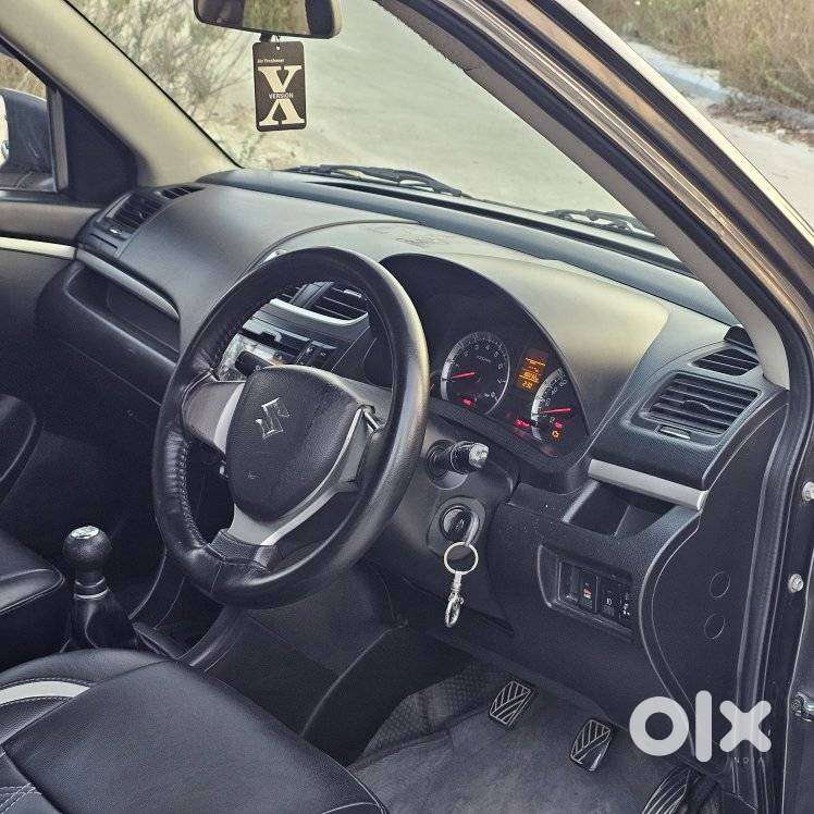 Maruti Suzuki Swift Vxi 1.2 Abs Bs-iv, 2015, Petrol
