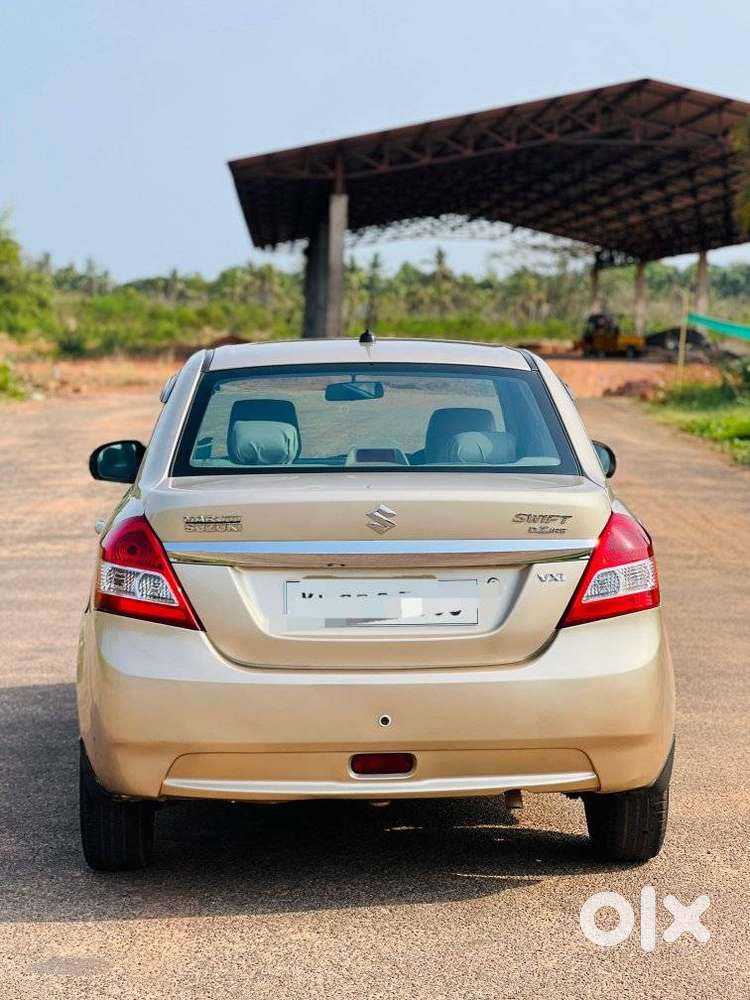 Maruti Suzuki Swift Dzire 1.2 Vxi Bsiv, 2013, Petrol