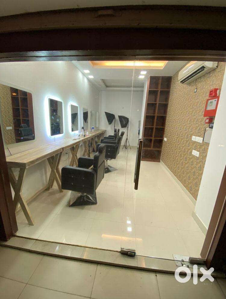 Makeup chair, makeup table, LED makeup mirror Other Household Items 1745323388