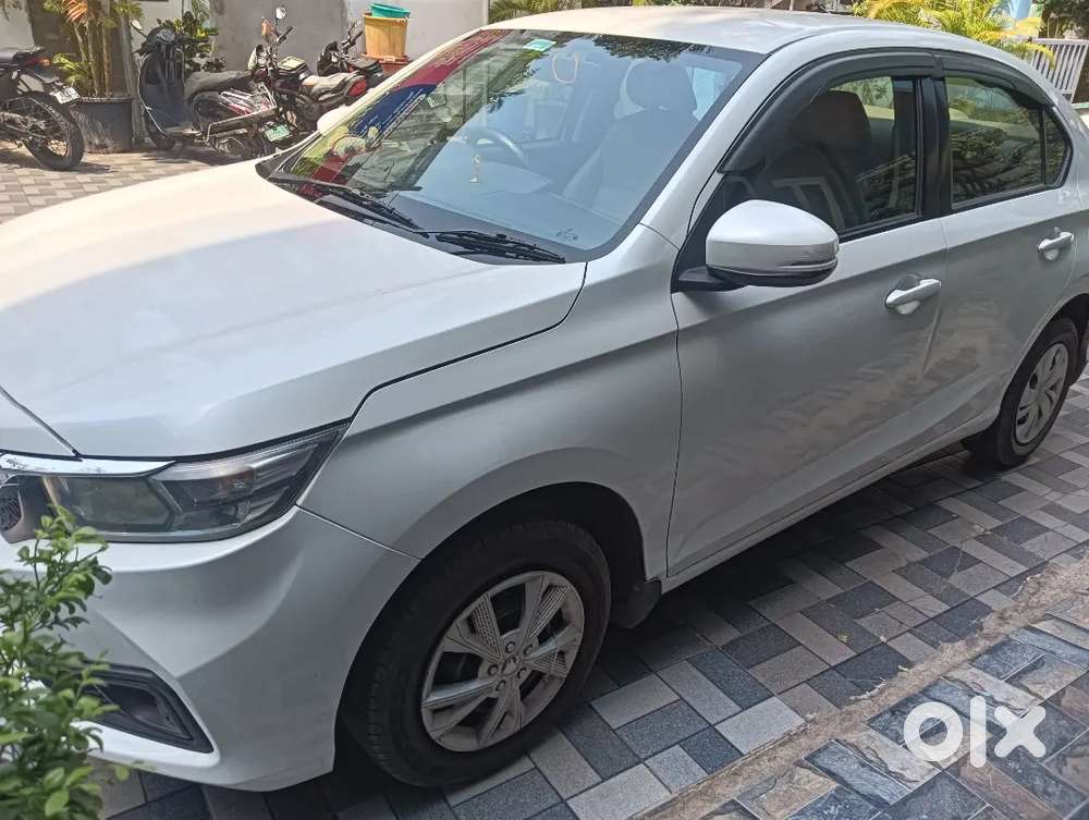 Honda Amaze 2nd Gen 2019 Diesel 14700 Km Driven