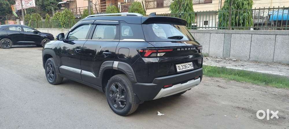 Maruti Suzuki Brezza Zxi S-cng, 2023, Cng & Hybrids
