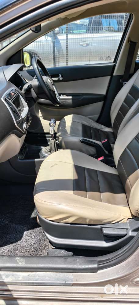 Hyundai I20 2010-2012 1.2 Sportz, 2012, Petrol