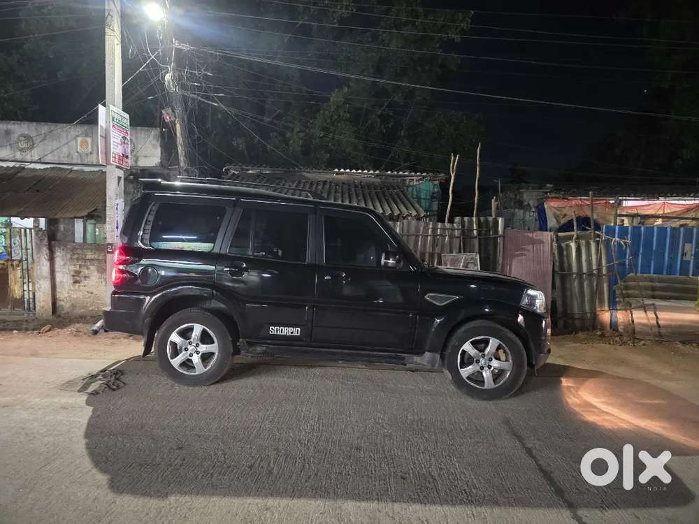 Mahindra Scorpio S11 Classic 2020 Diesel 180000 Km Driven