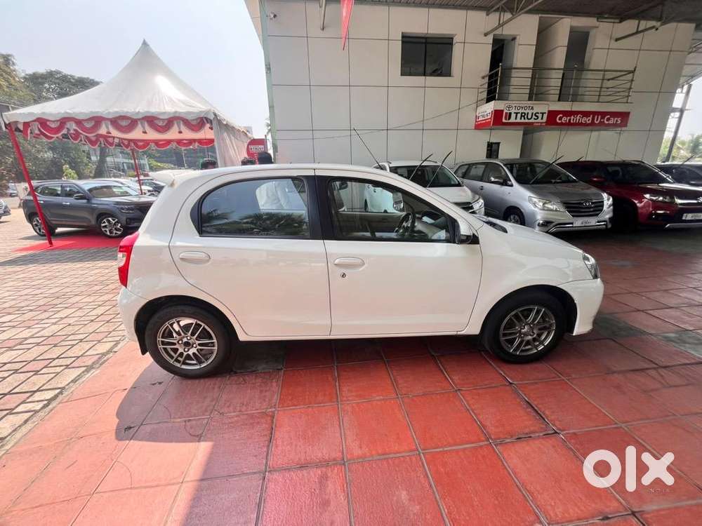 Toyota Etios Liva 2018 Petrol 80000 Km Driven