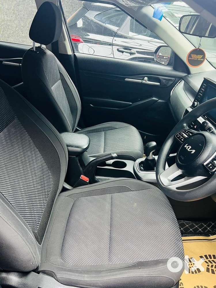 Kia Petrol 2023 Manual 29500 Km Driven