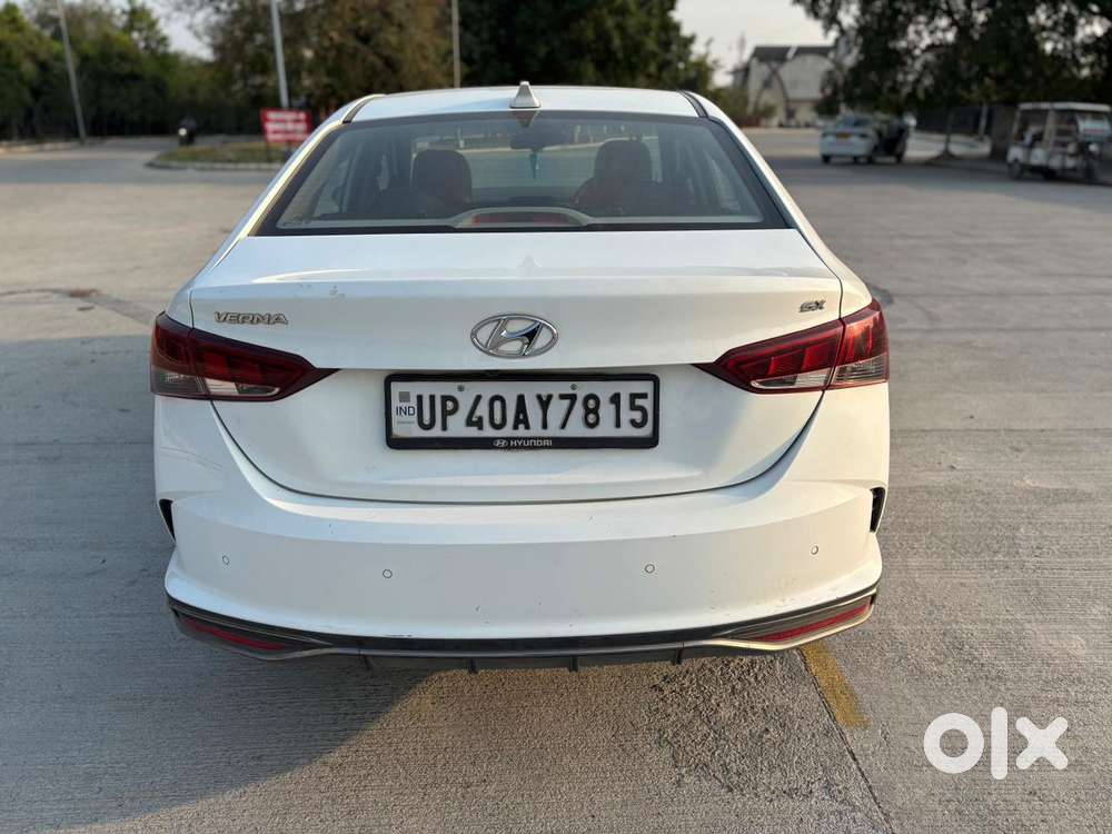 Hyundai Verna 1.5 Sx Petrol Mt, 2022, Petrol