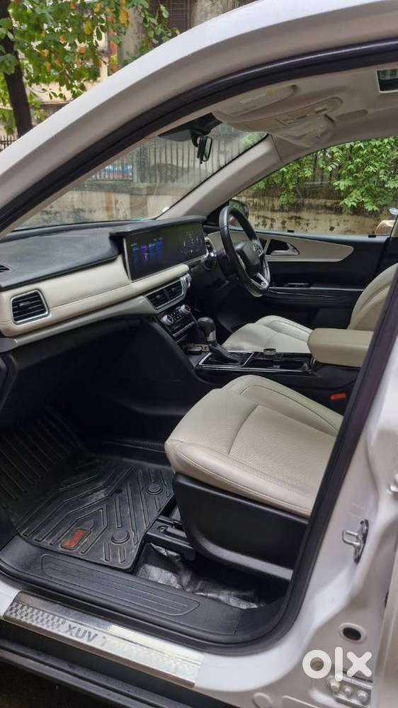Mahindra Xuv700 2.2 Ax 7 Diesel At Luxury Pack Str, 2022, Diesel