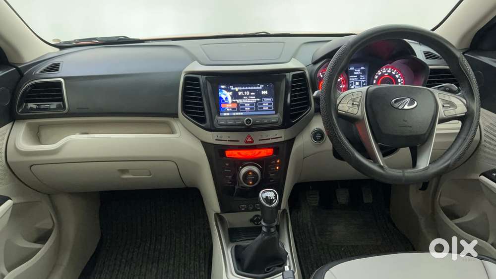 Mahindra Xuv300 W8, 2019, Petrol