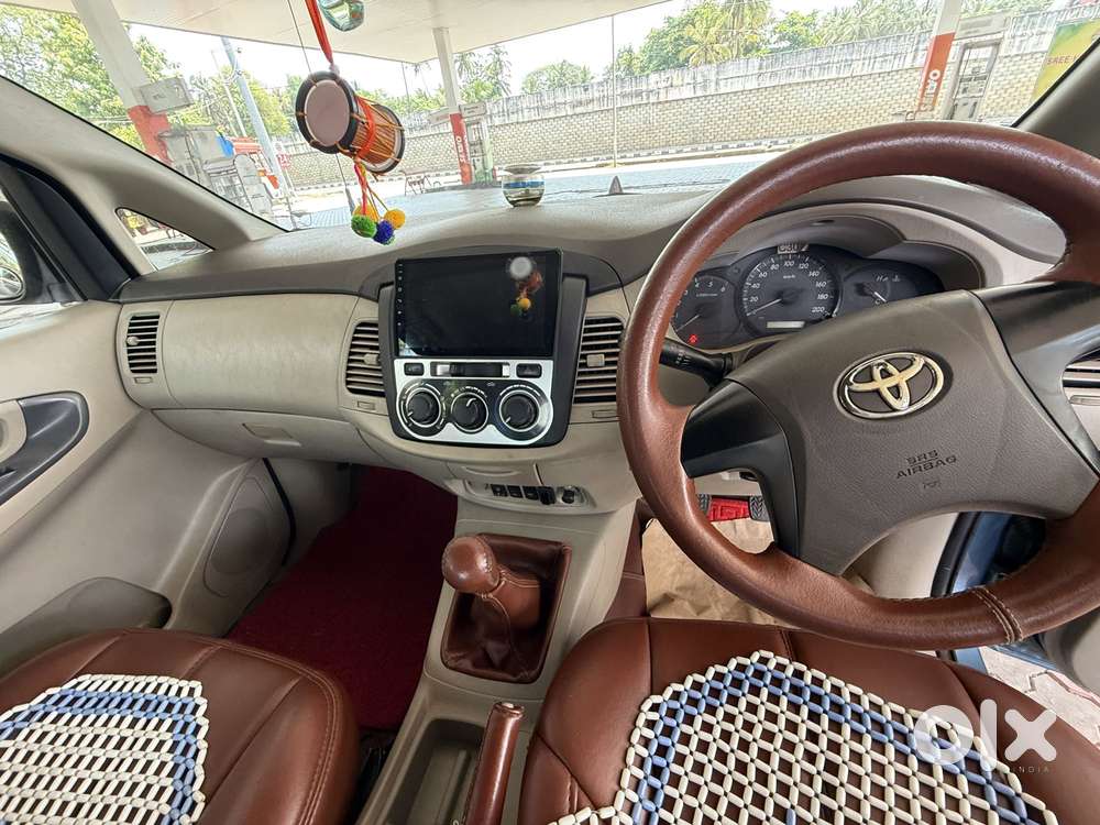 Toyota Innova 2.5 Gx 8 Str Bs-iii, 2012, Diesel