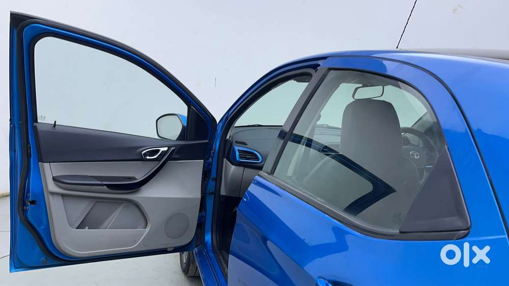 Tata Tiago Xza Plus Dual Tone, 2019, Petrol