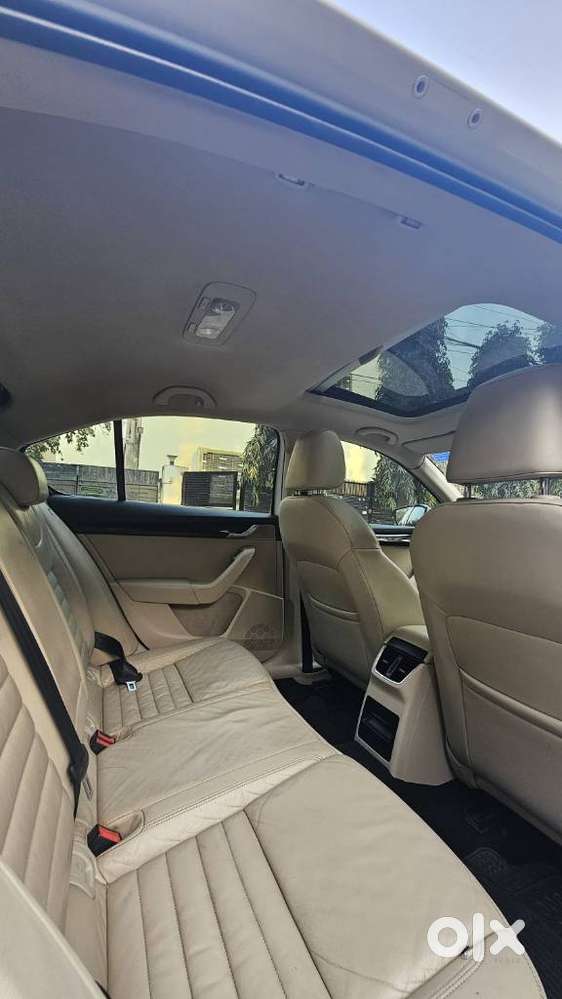 Skoda Octavia 2.0 Elegance Tdi Cr At, 2016, Petrol