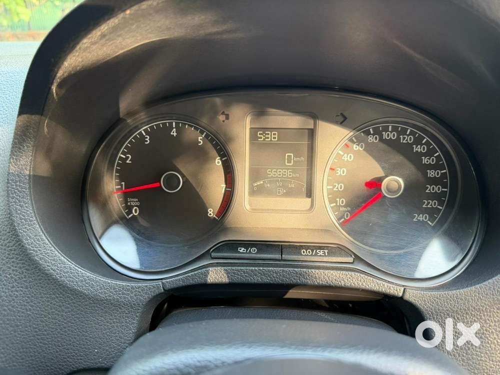 Volkswagen Polo Comfortline 2015 Cng  Well Maintained