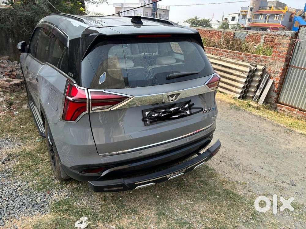 Mahindra Xuv700 2022 Diesel Well Maintained