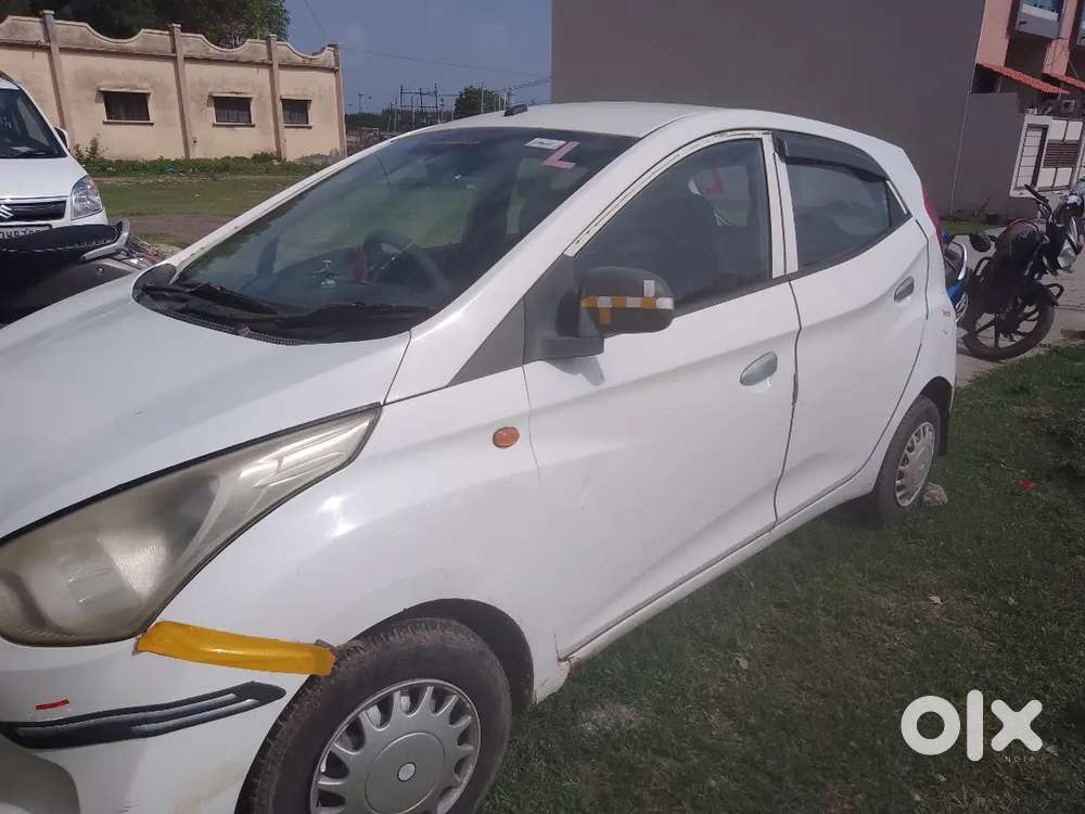 Hyundai Eon 2013 Petrol Well Maintained