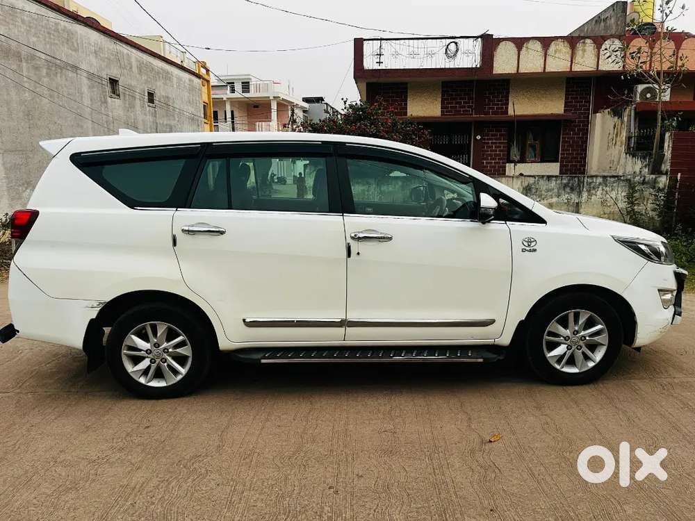 Toyota Innova Crysta 2020 Diesel Well Maintained
