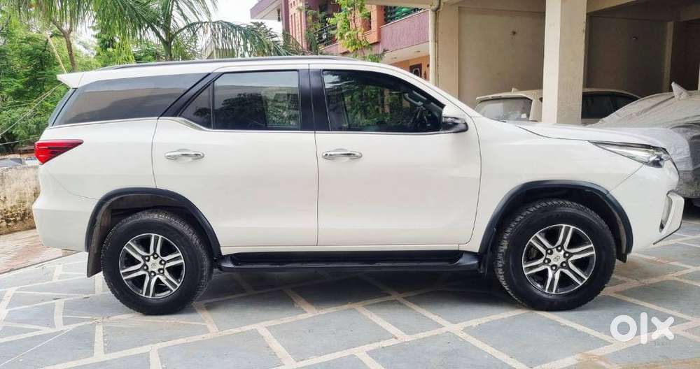 Toyota Fortuner [2021-ongoing] 2.8 2wd Diesel At, 2021, Diesel