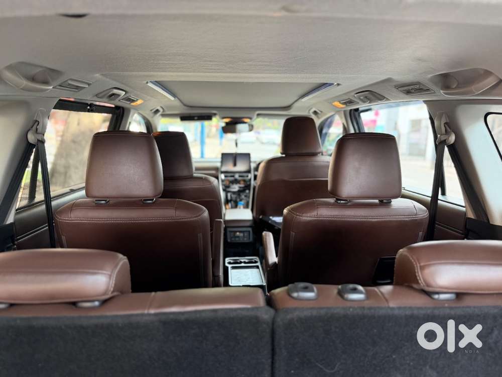 Toyota Innova Hycross 2023 Petrol 19000 Km Driven