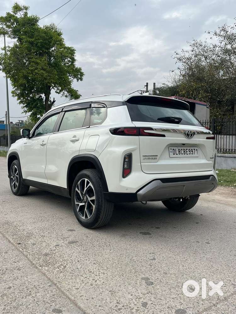 Toyota Urban Cruiser Hyryder 1.5 V Hybrid, 2023