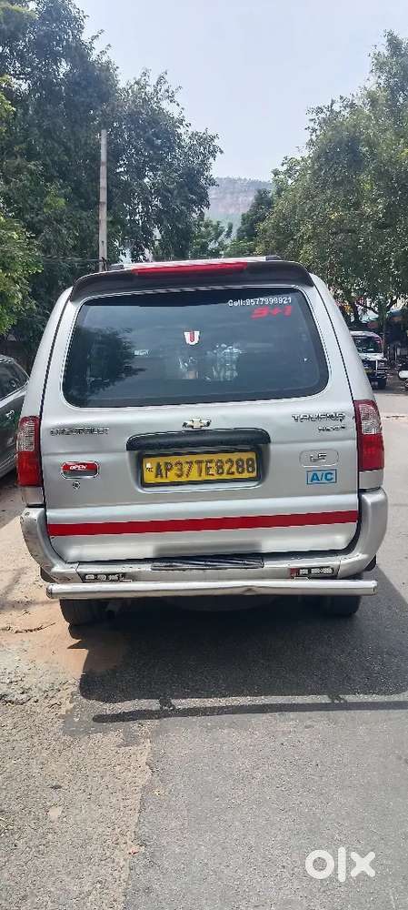 Chevrolet Tavera Neo 2016