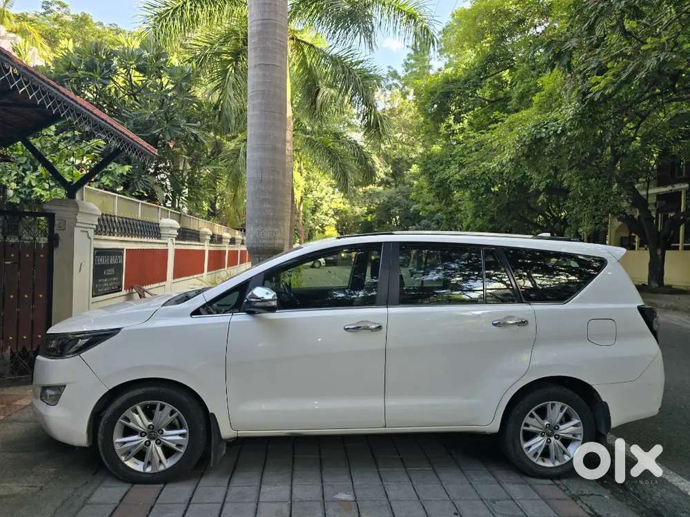 Toyota Innova Crysta Automatic Diesel 2016