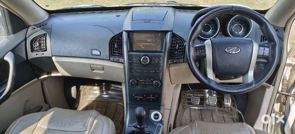 Mahindra Xuv500 2.2 W10, 2015, Diesel
