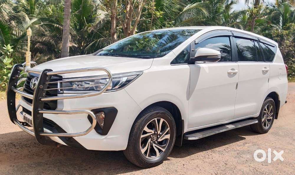 Toyota Innova Crysta 2.4 G Mt 7 Str, 2021, Diesel