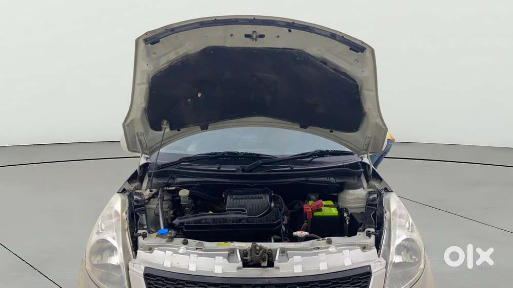 Maruti Suzuki Swift Lxi, 2016, Petrol