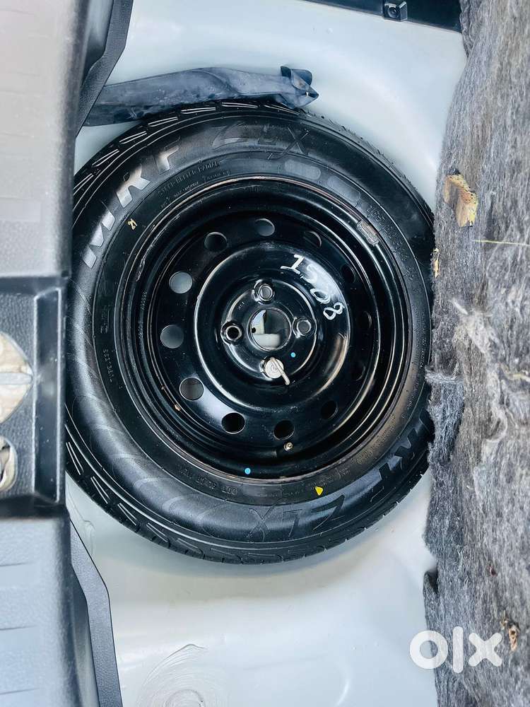 Maruti Suzuki Swift Vxi Optional, 2012, Petrol