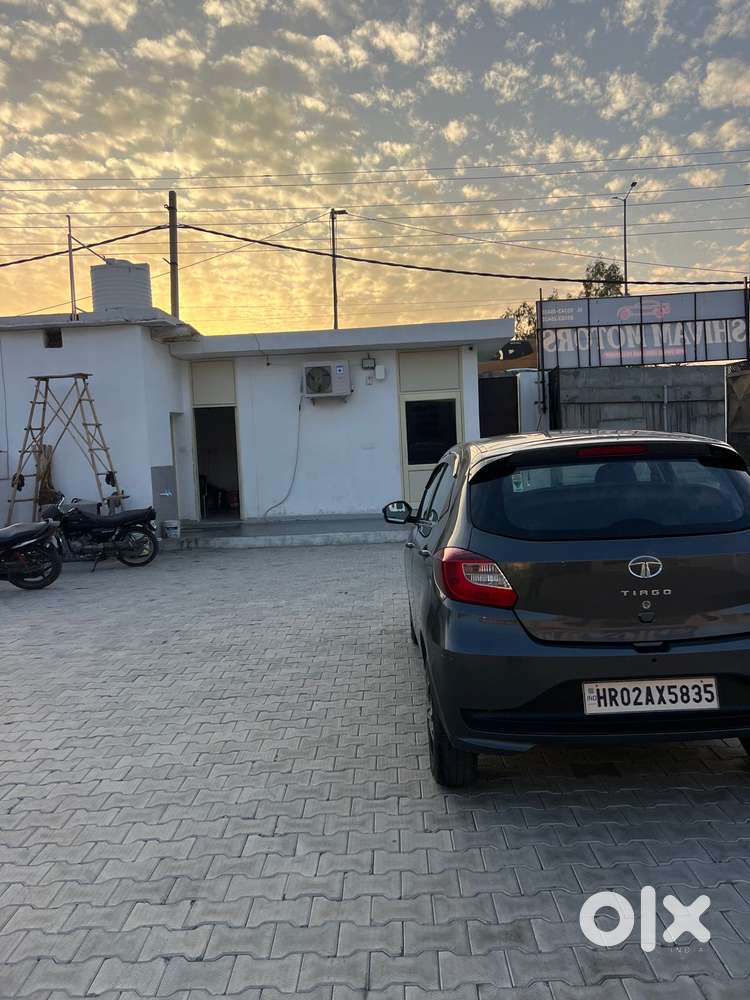 Tata Tiago 1.2 Revotron Xta, 2023, Petrol