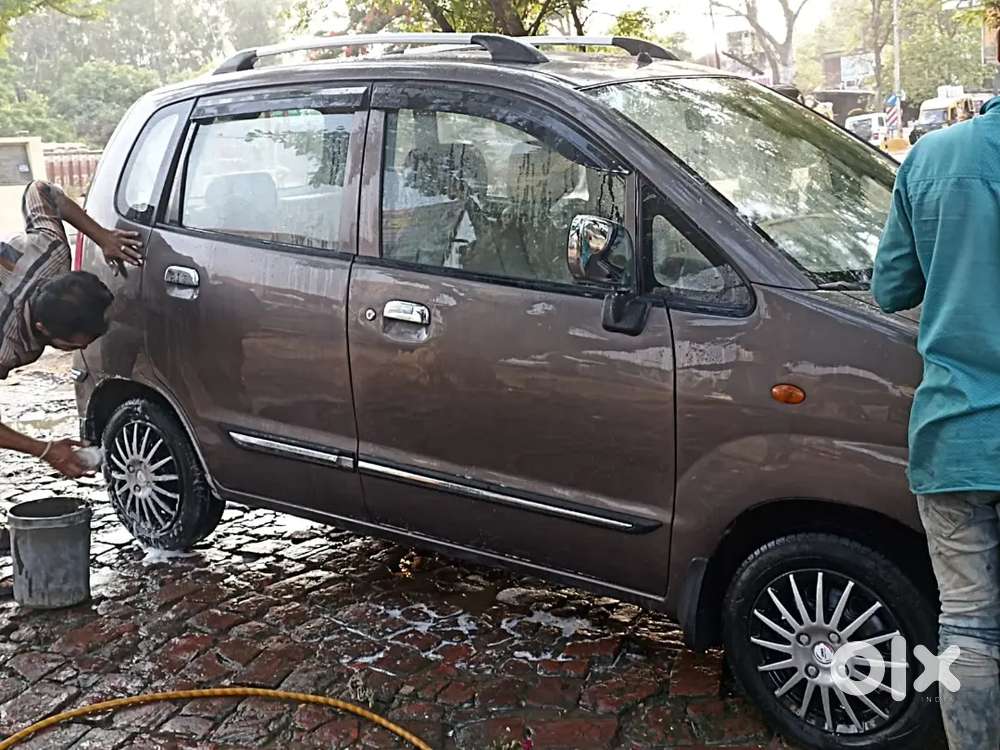 Car Bechani He Mujhe