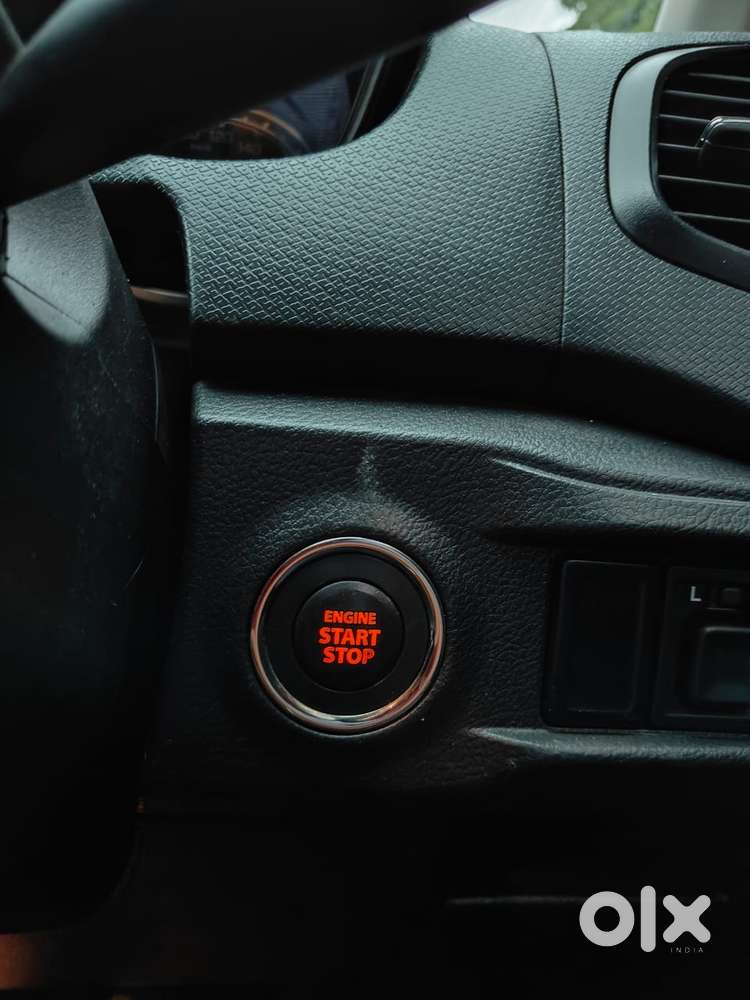 Maruti Suzuki Brezza 1.5 Vxi Smart Hybrid, 2022, Petrol