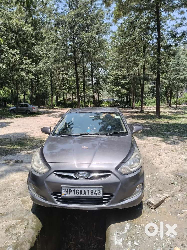 Hyundai Verna 2012