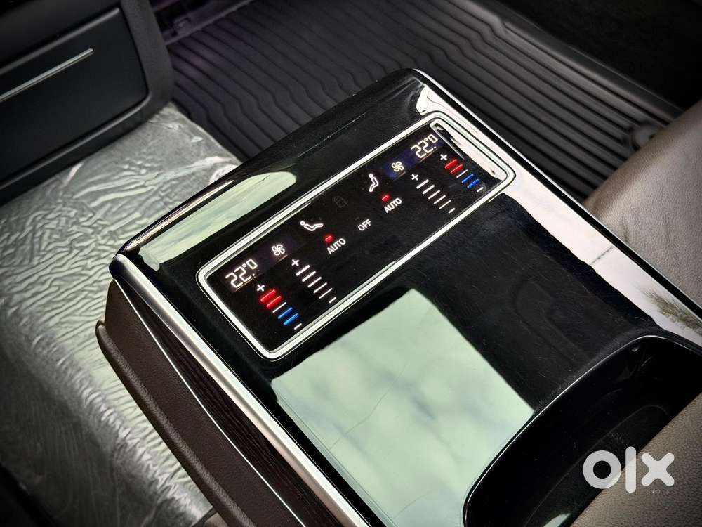 Audi A8 L Celebration Edition, 2023, Petrol