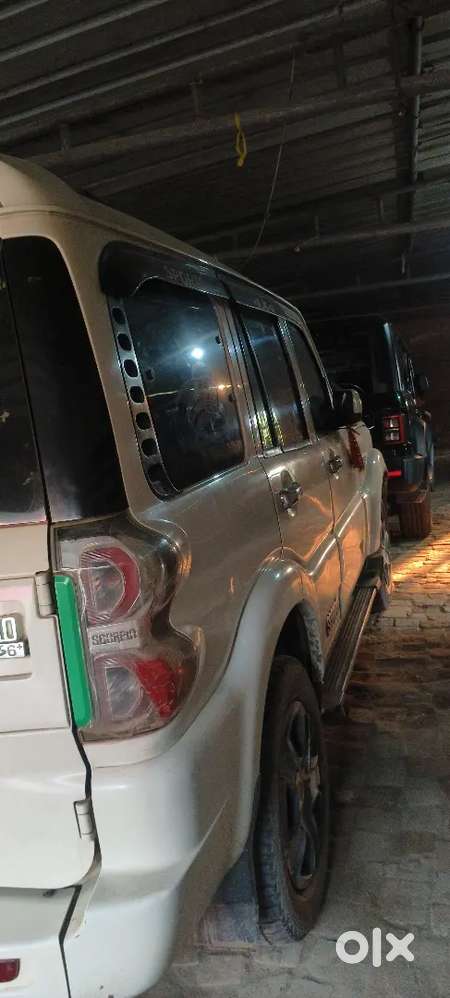 Mahindra Scorpio Getaway 2015 Diesel 213206 Km Driven S6+