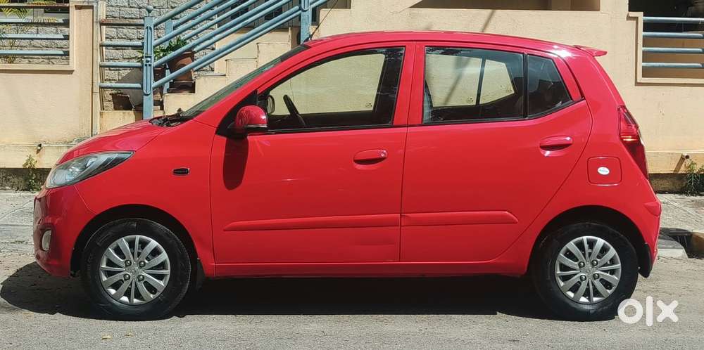 Hyundai I10 Sportz At, 2013, Petrol