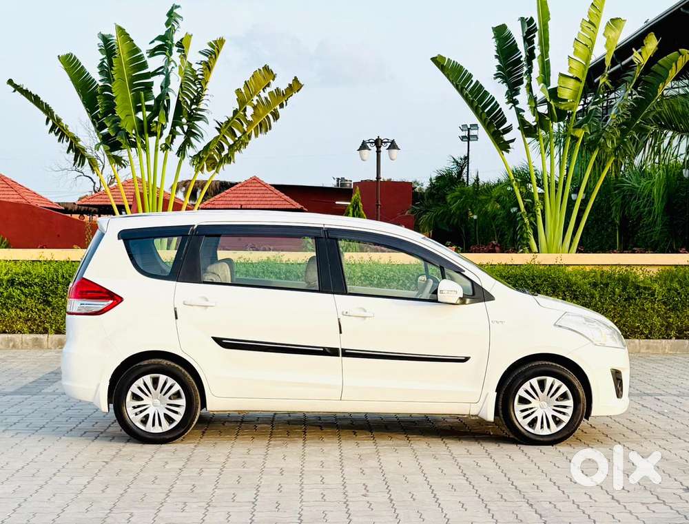 Maruti Suzuki Ertiga Vxi Abs Bs Iv, 2014, Petrol
