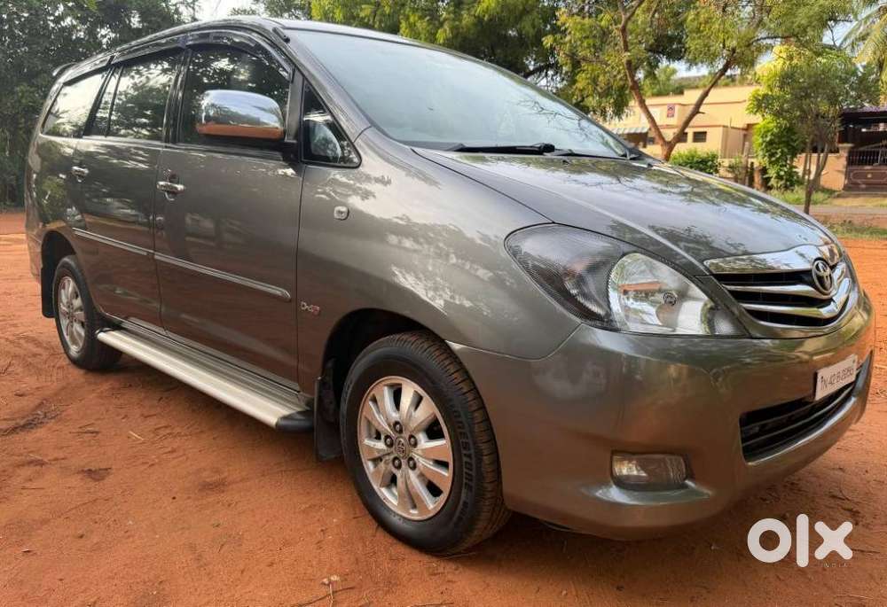 Toyota Innova 2.5 V 7 Str, 2009, Diesel