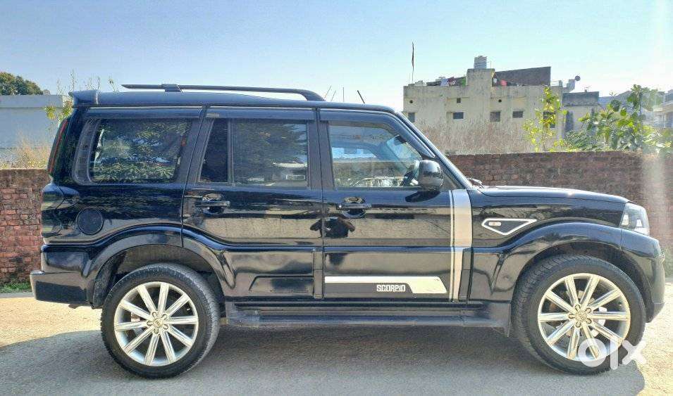 Mahindra Scorpio Classic 2.2 S 11 Mt 7 Str, 2023, Diesel