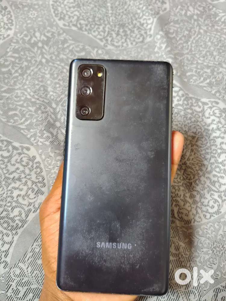 Samsung s20 fe 5g 8+8 gb 128 gb