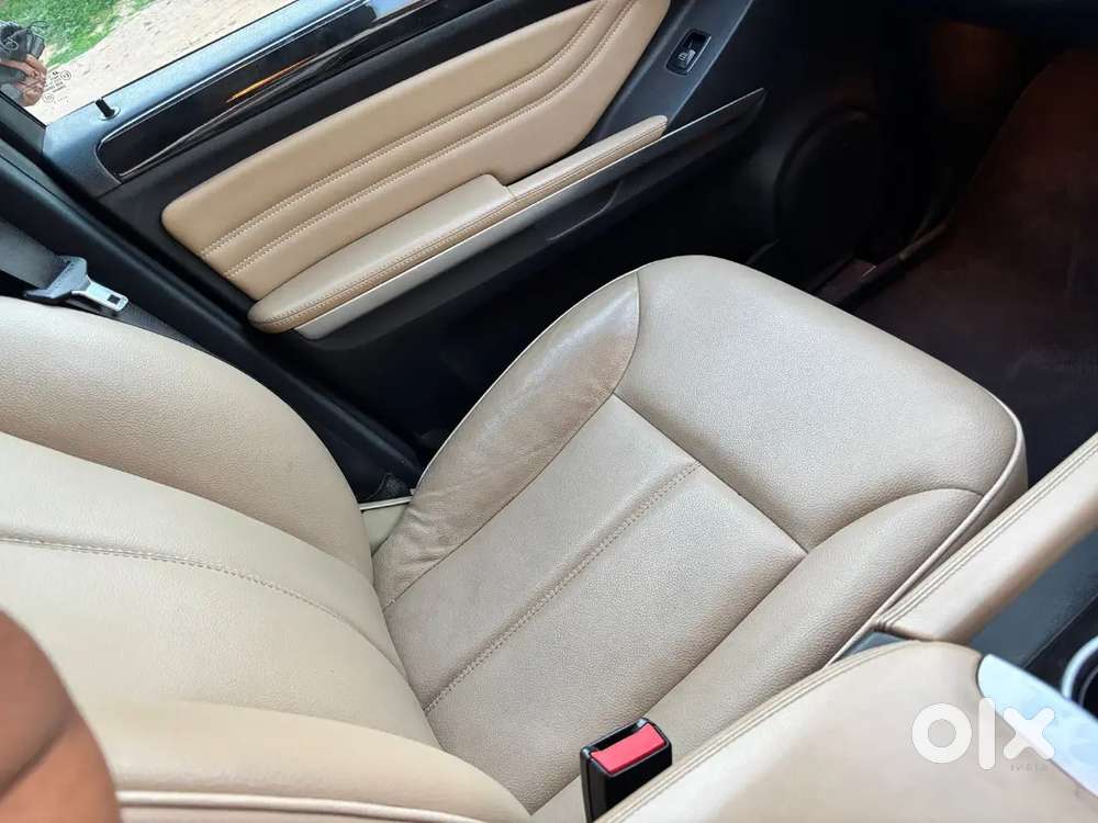 Mercedes Benz Ml 350 For Urgent Sale With Fancy Number 0001